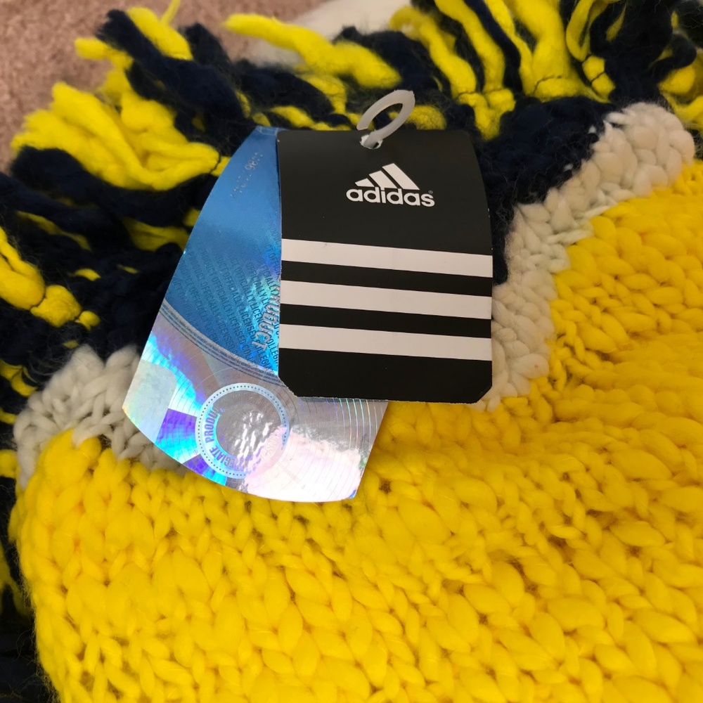 Adidas Unisex Winter Hat Sport Team Sz OS - Picture 4 of 8